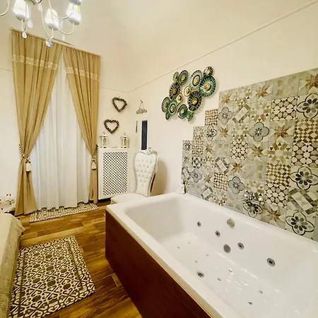 Love Guest House * Modugno
