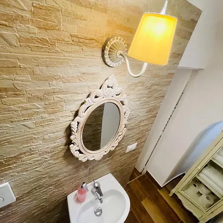 Love Guest House Modugno