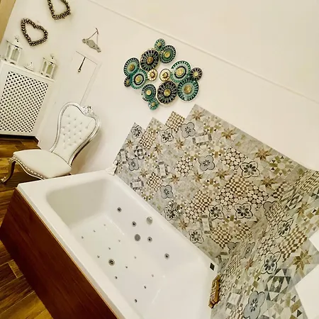 Love Guest House Apartment *